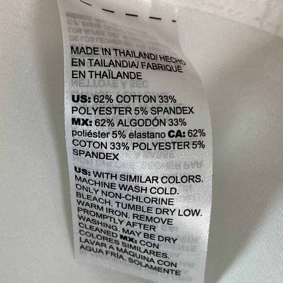 Chicos Non-Iron Top Womens Sz 4 (20) White Button Up Pockets Cuffed Classic - Picture 6 of 7